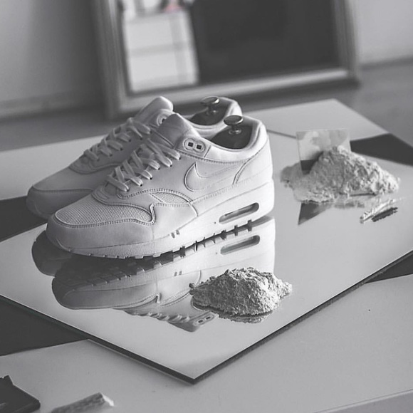 NWT Nike Air Max 1 Triple White - Picture 2 of 7